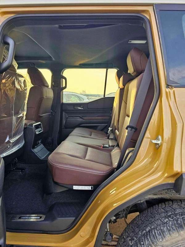Toyota Prado ADVENTURE TURBO / 2.4L V4 PETROL | RADAR | 360* CAMERA | POWER WITH LEATHER SEATS | HEADUP DISPLAY |