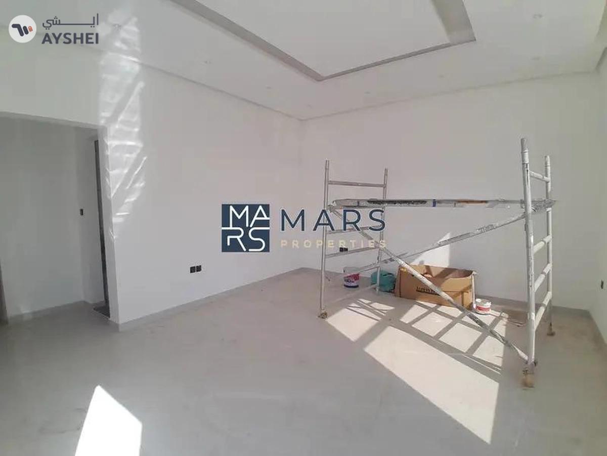 New age in hoshi 4bhk | ready | modern style-10-10