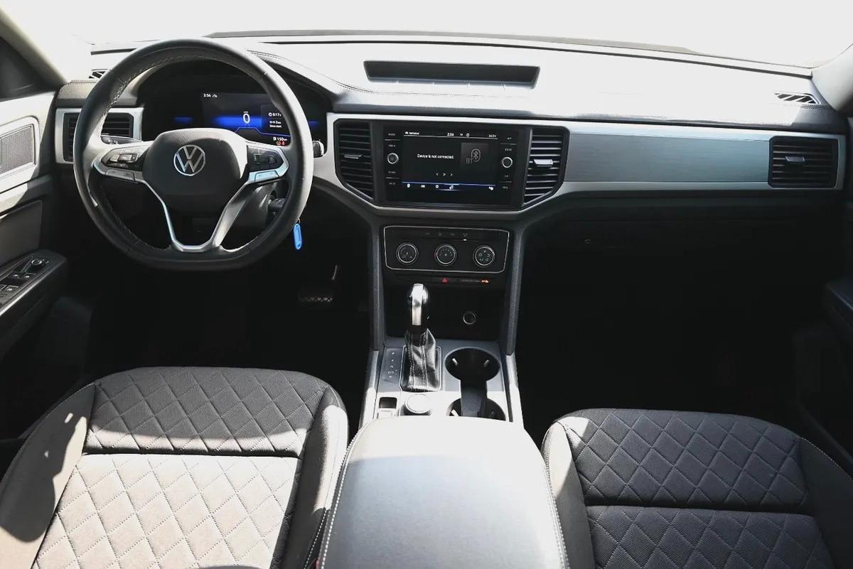 0% DP - AGENCY MAINTAINED - VOLKSWAGEN TERAMONT 2022 - GCC-8-8