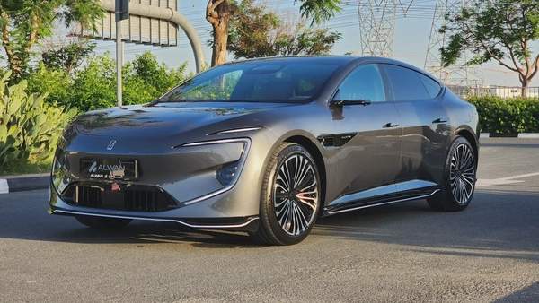 AVATR 12 GT