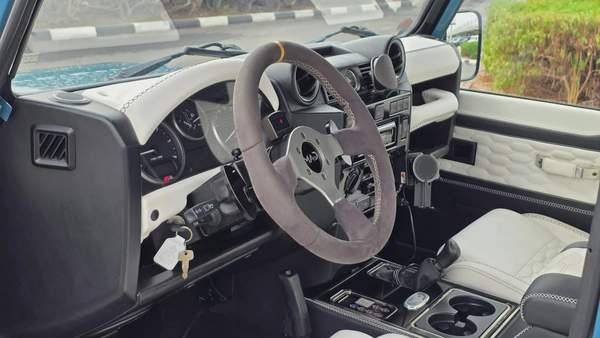 Land Rover MADefender 110 Pickup High Cap