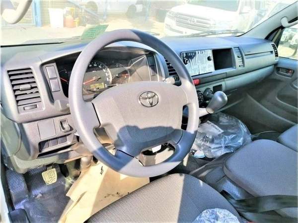 Toyota Hiace 2.5 engine // 2023 model