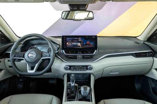 Dealership Warranty 3 years | AED 1,840 Monthly | Nissan Altima SL 2.5L | GCC | Zero Down Payment