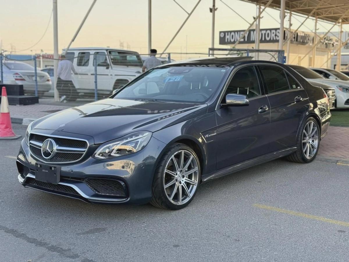 Mercedes Benz E63 AMG-1-1