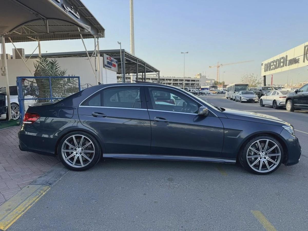 Mercedes Benz E63 AMG-2-2