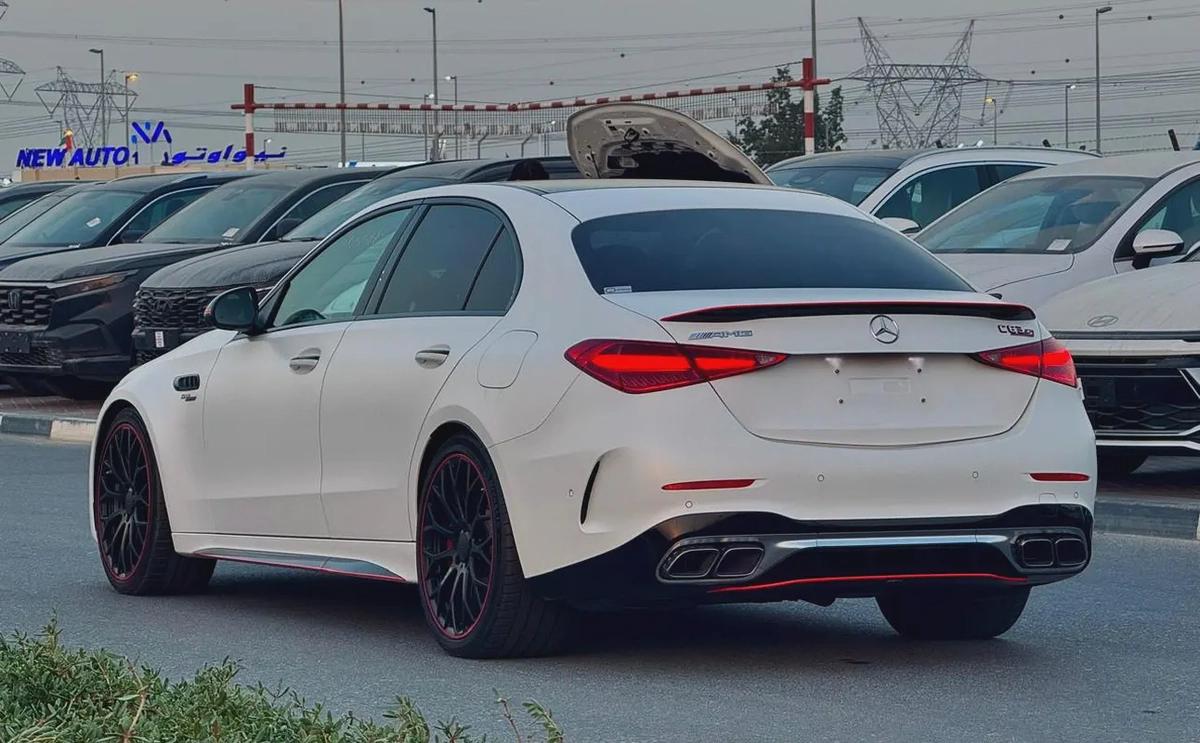 BENZ C63s | E PERFORMANCE | 2024 | 1739Km ONLY| BRAND NEW | FRESH JAPAN IMPORT-4-4