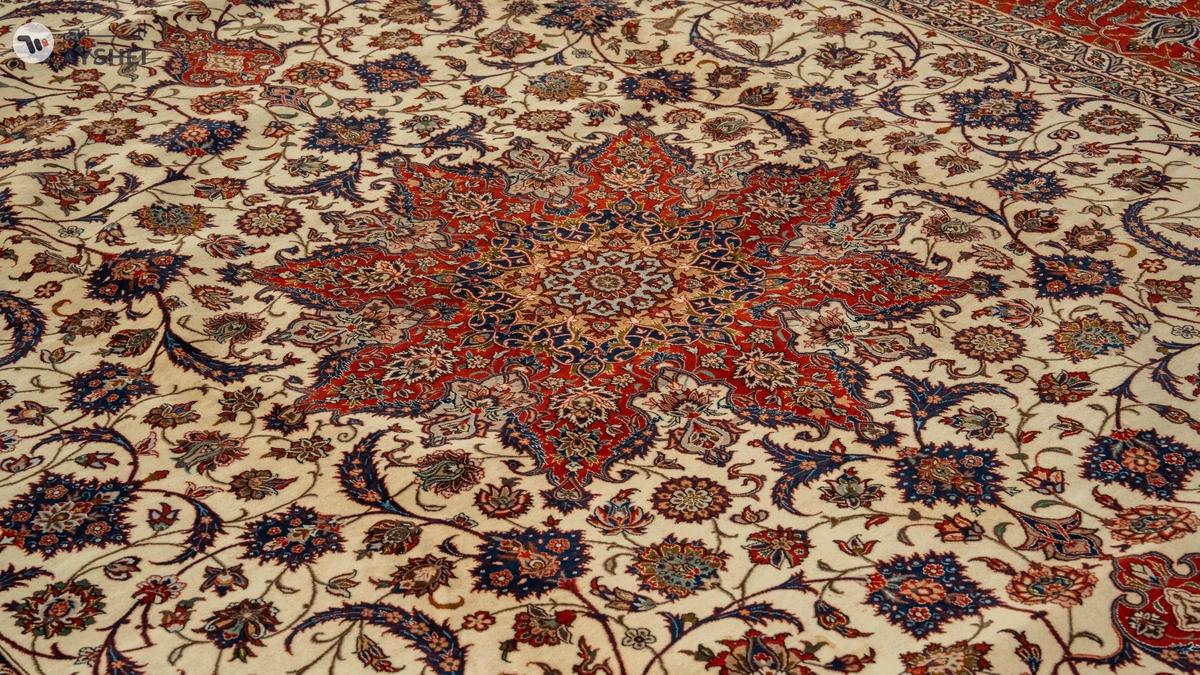 Qum Carpets & Antiques Original Classic Carpet-1-landscape