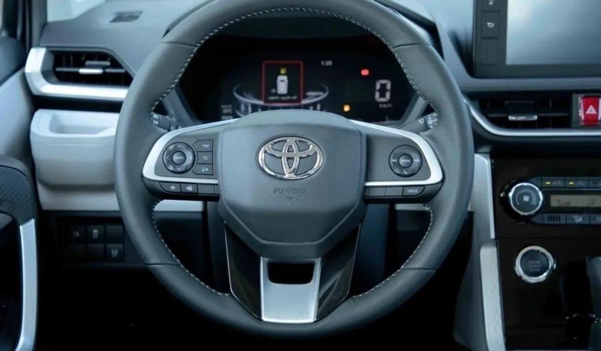 Toyota Veloz 1.5L FULL OPTION-16-16