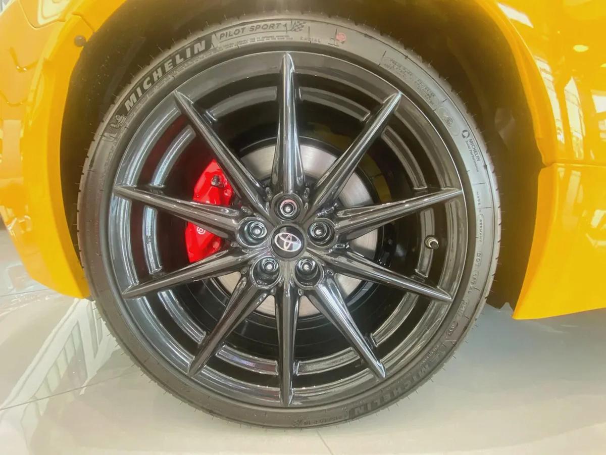 TOYOTA GR86 2.4L GCC 2026 ONLY FOR EXPORT-3-3