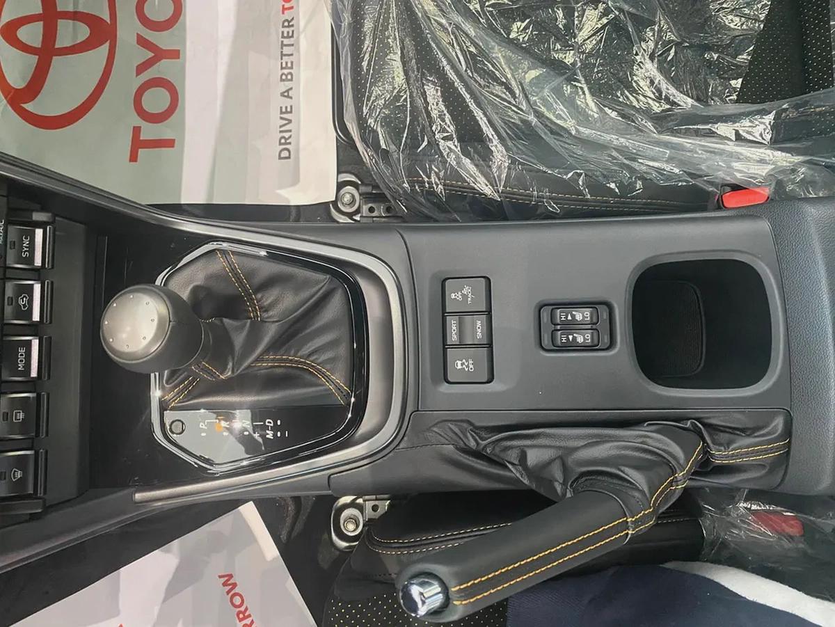 TOYOTA GR86 2.4L GCC 2026 ONLY FOR EXPORT-8-8