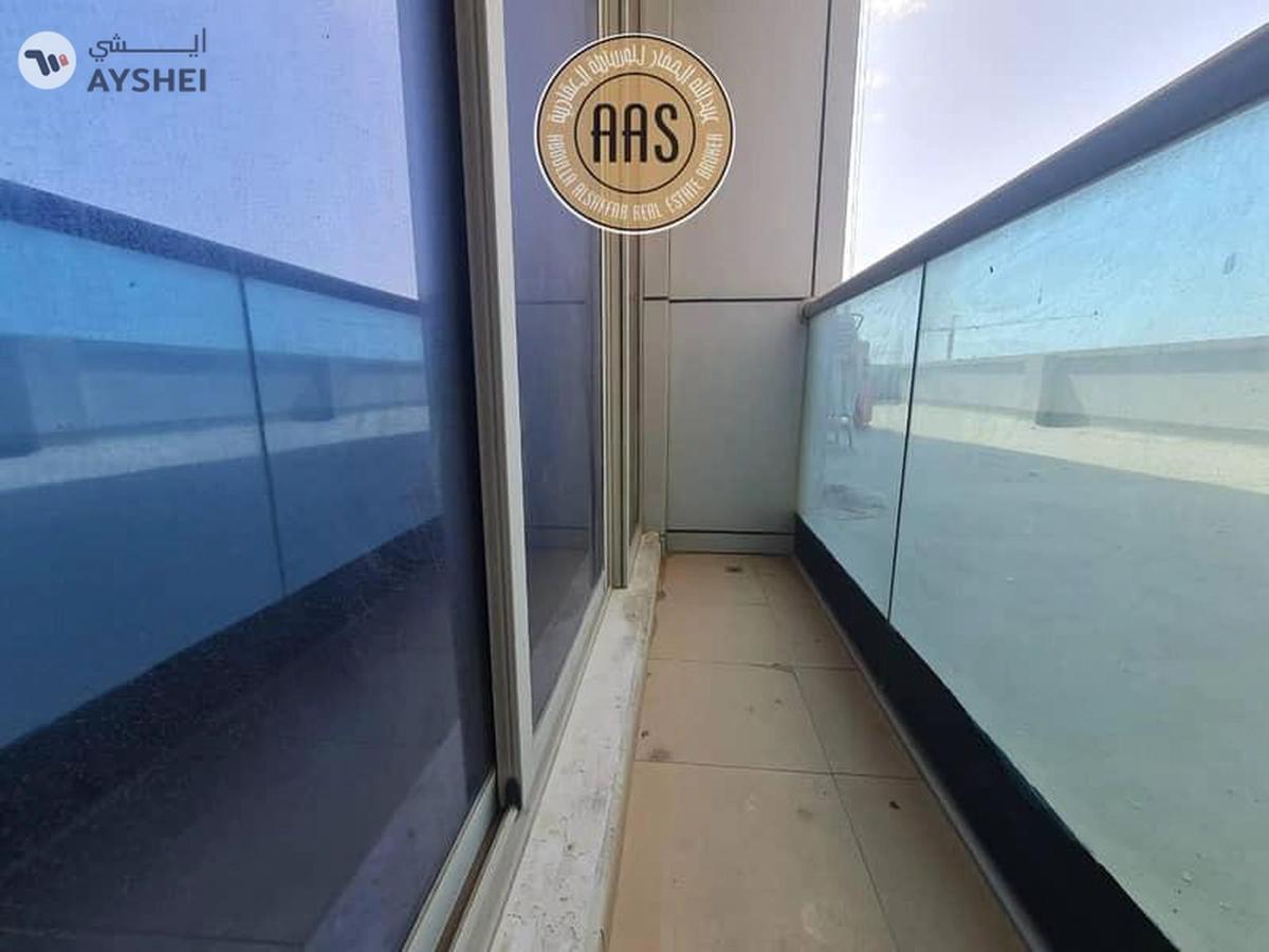 Chiller free luxurious huge 2bhk with laundry room-9-9