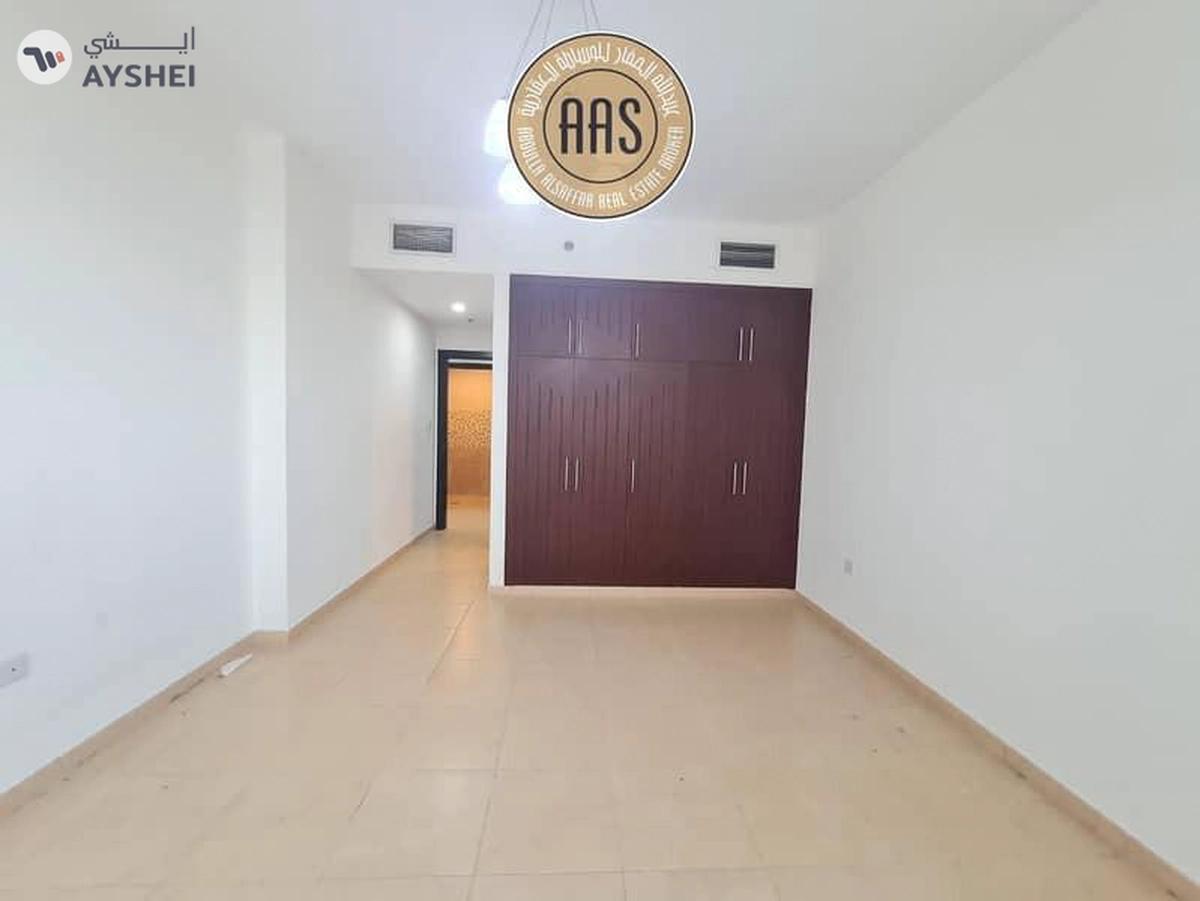 Chiller free luxurious huge 2bhk with laundry room-1-landscape