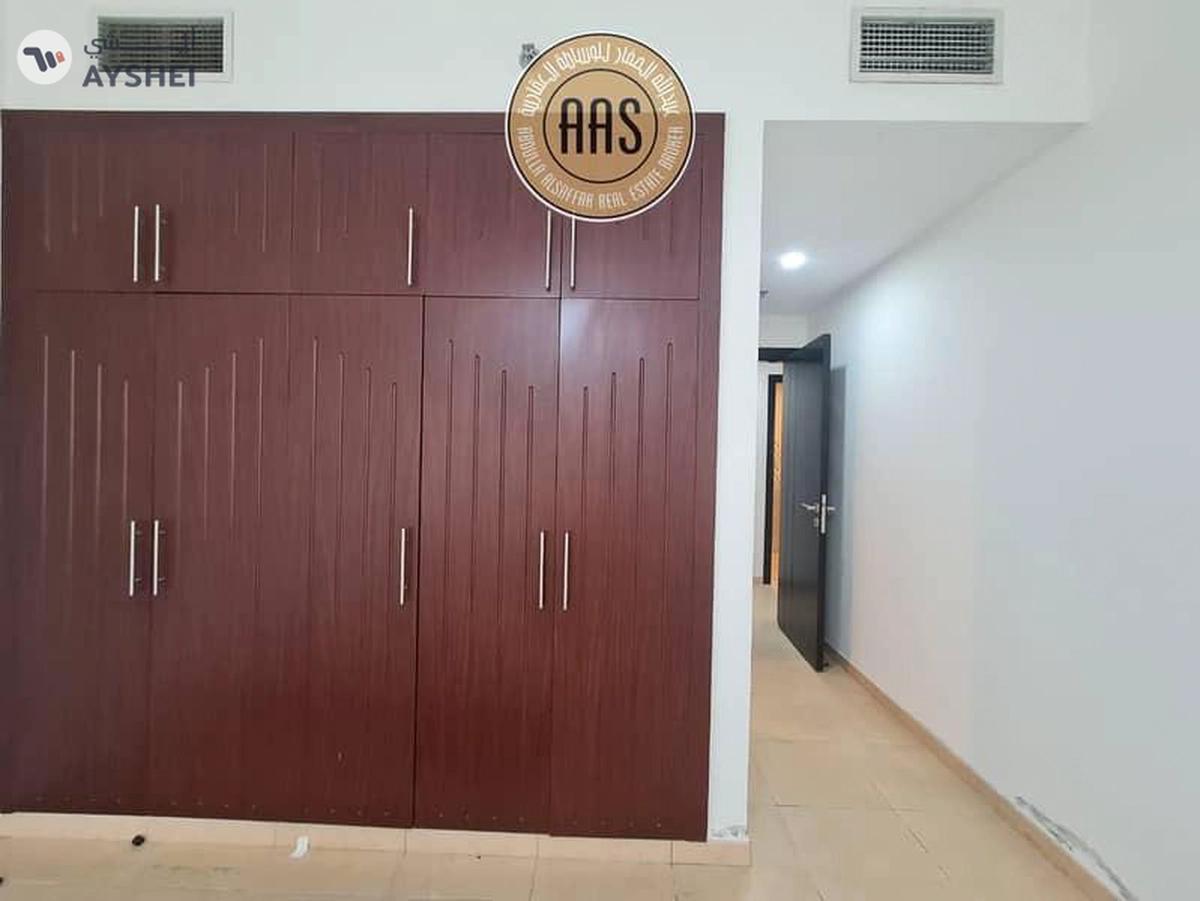 Chiller free luxurious huge 2bhk with laundry room-3-3