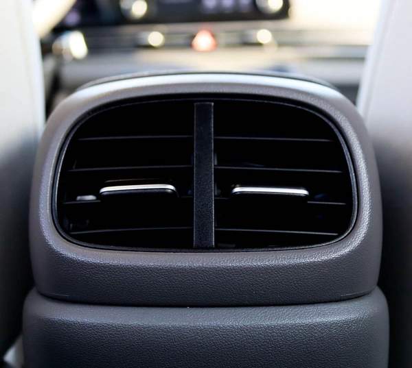 Used Hyundai Elantra 2023