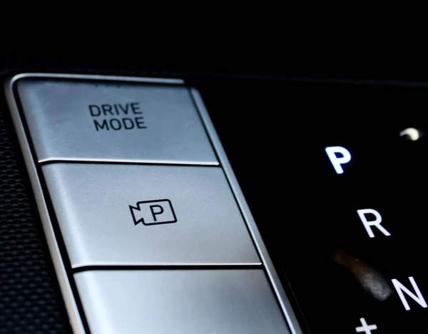 Used Hyundai Elantra 2023