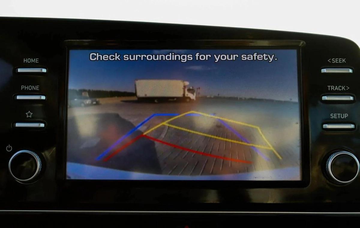 Used Hyundai Elantra 2023-5-5