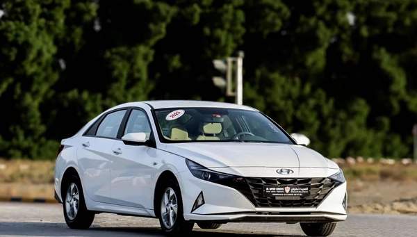 Used Hyundai Elantra 2023