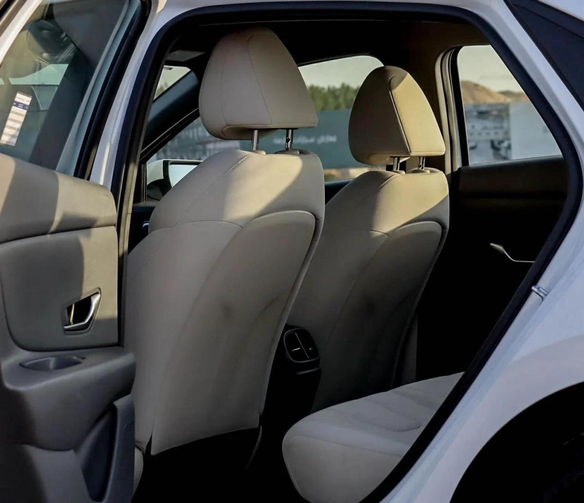 Used Hyundai Elantra 2023-14-14