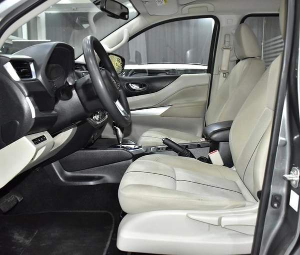 Nissan X-Terra TITANIUM ( 2022 Model ) in Gray Color GCC Specs