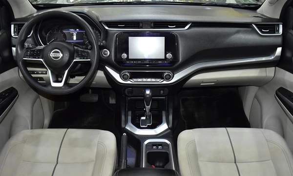 Nissan X-Terra TITANIUM ( 2022 Model ) in Gray Color GCC Specs