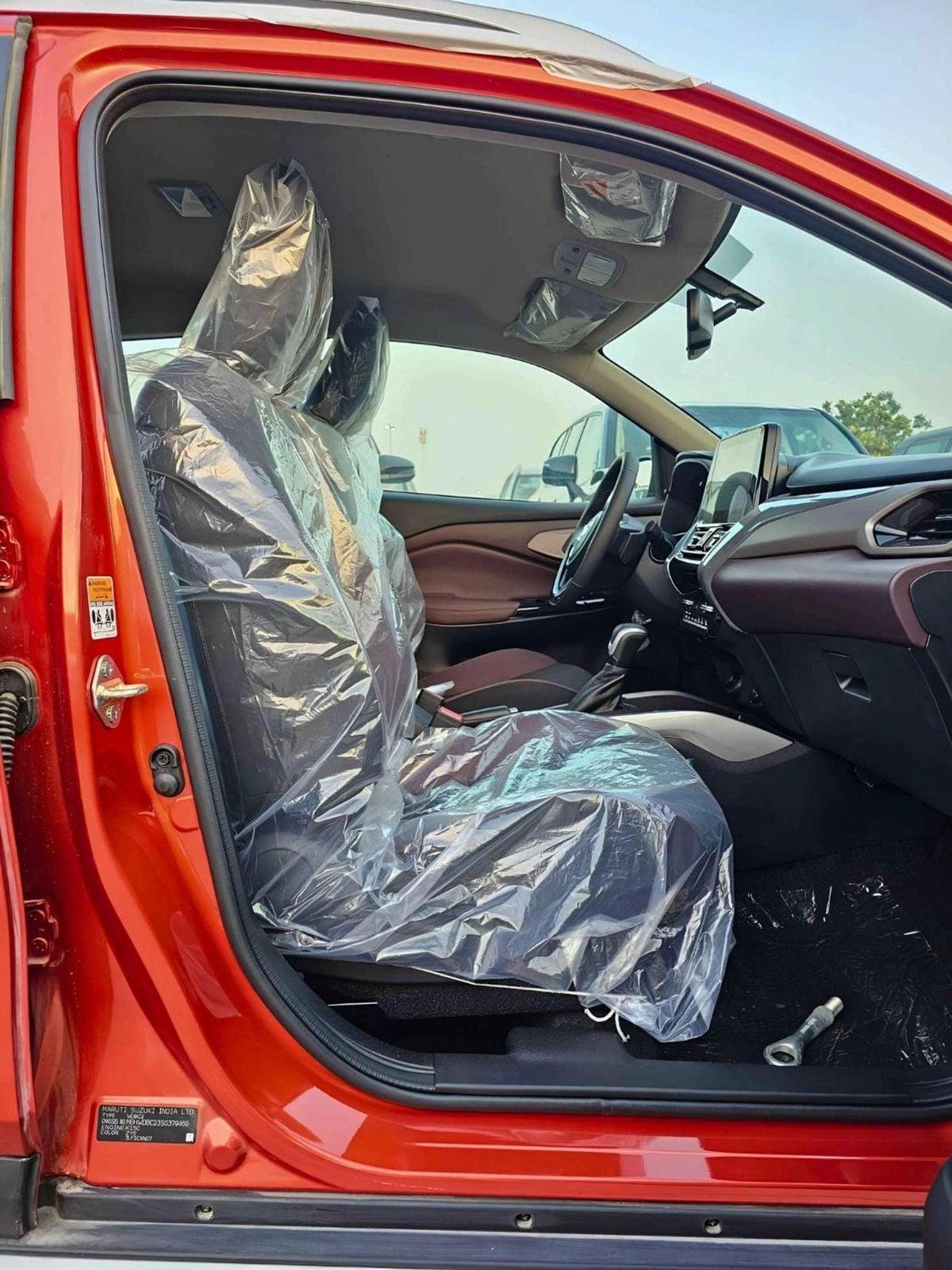 Suzuki Fronx GLX / EURO 5 HYBRID / 1.5L V4 / HEADUP DISPLAY / 360* CAMERAS / " 9" DISPLAY AUDIO (CODE # FRHGLX)-8-8