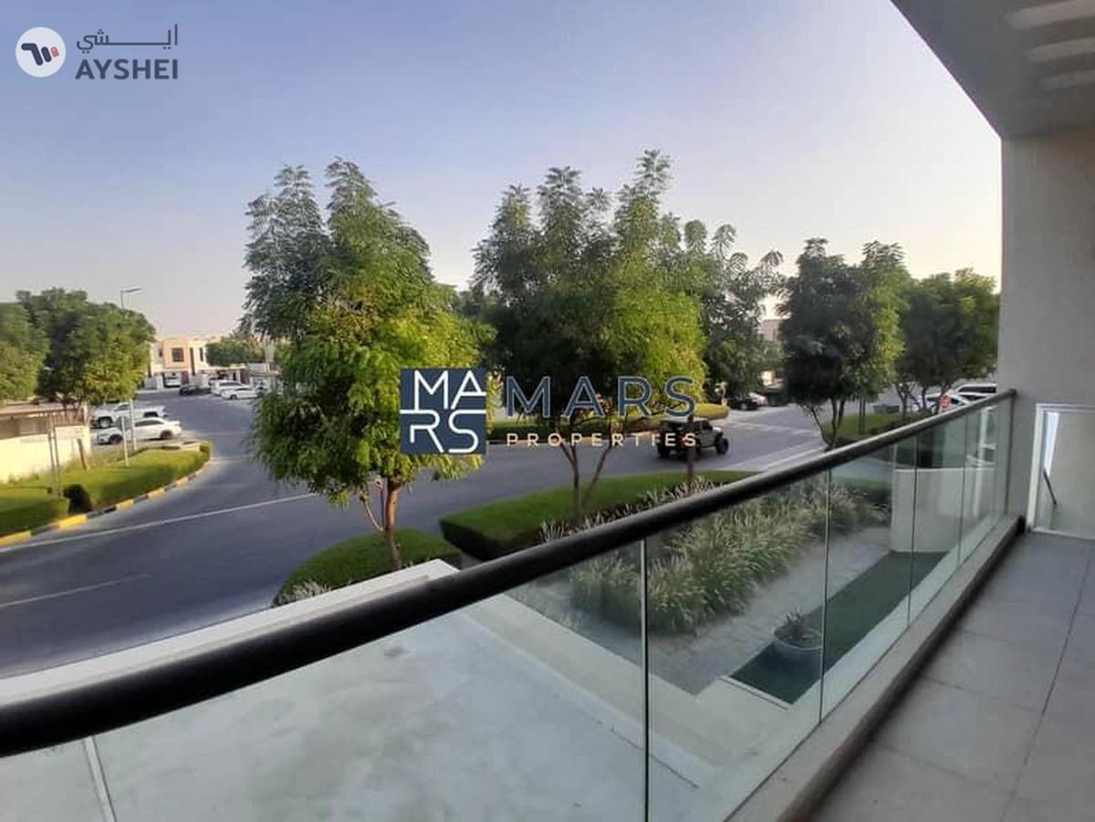 Lavish luxury | Specious | 4bhk | greatest garden | zero serives charge-15-15