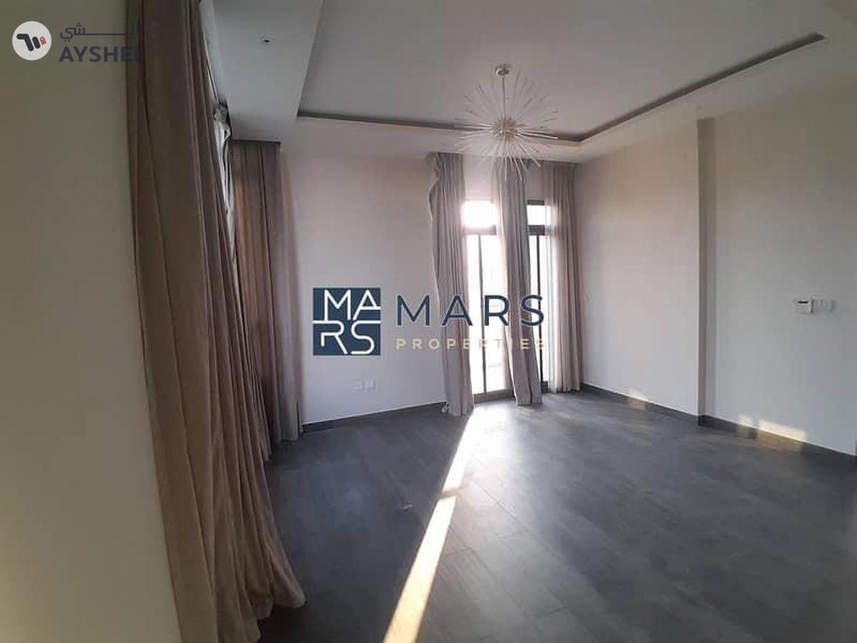 Lavish luxury | Specious | 4bhk | greatest garden | zero serives charge-19-19