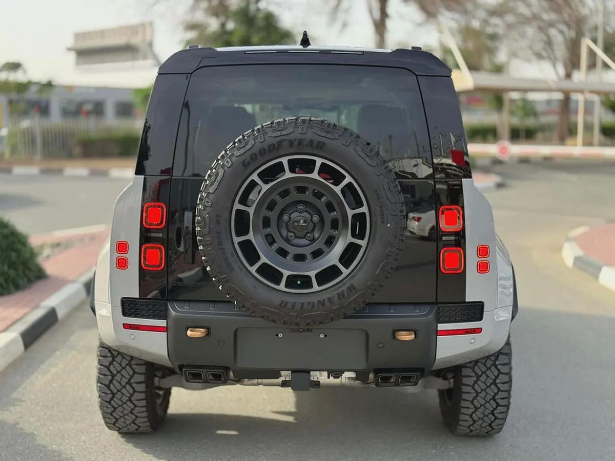 Land Rover Defender 110 Octa 2026 - Canadian Specs - Brand New-13-13