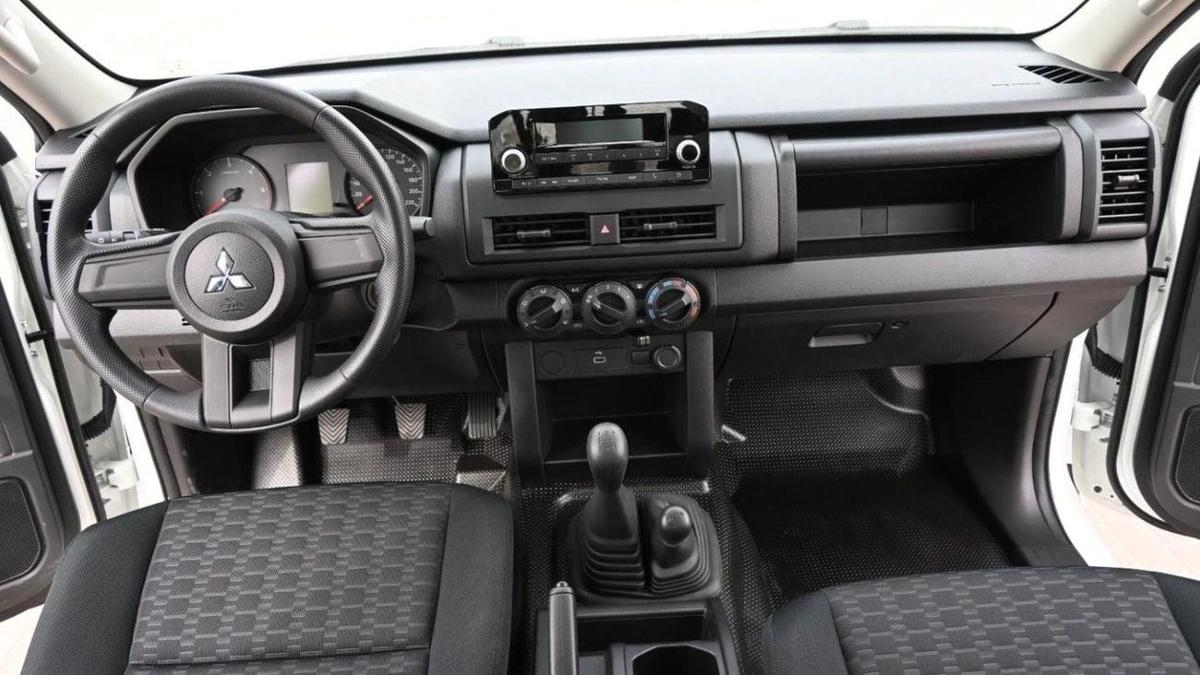 Mitsubishi L200 Mitsubishi L200 2.4L Diesel MT MY2024-7-7