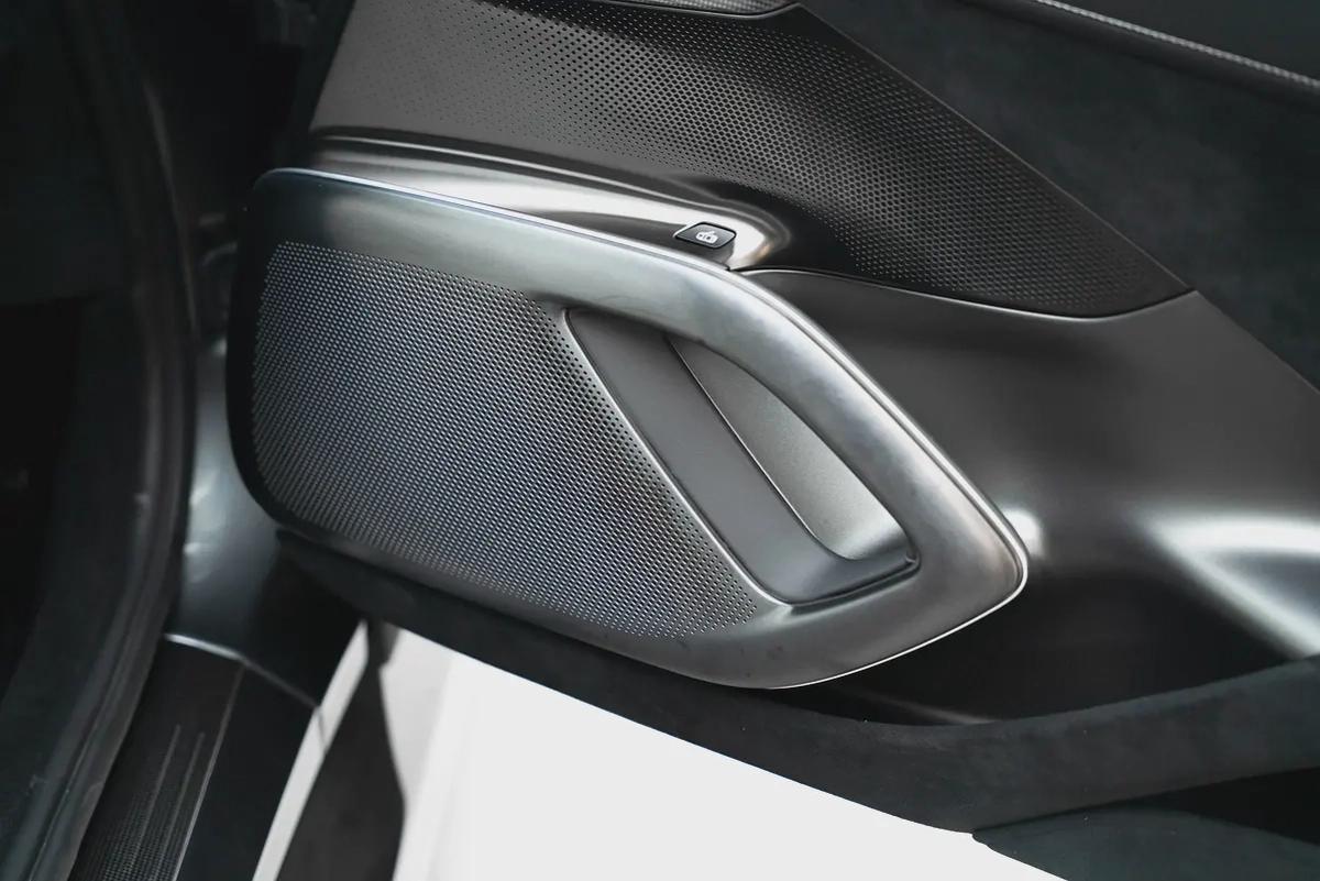 2025 FERRARI 12 CILINDRI WITH 7 YEARS SERVICE CONTRACT-8-8