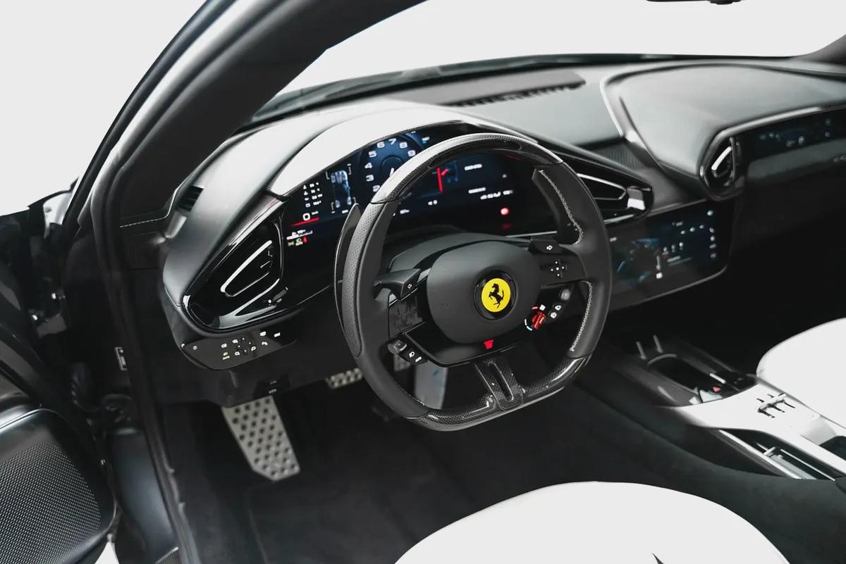 2025 FERRARI 12 CILINDRI WITH 7 YEARS SERVICE CONTRACT-12-12