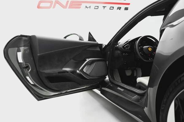 2025 FERRARI 12 CILINDRI WITH 7 YEARS SERVICE CONTRACT