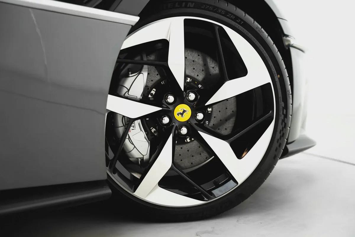 2025 FERRARI 12 CILINDRI WITH 7 YEARS SERVICE CONTRACT-15-15