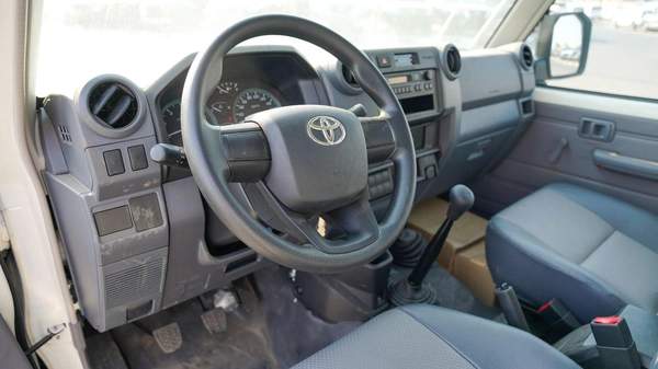 Toyota Land Cruiser Pick Up