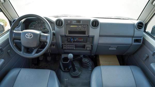 Toyota Land Cruiser Pick Up