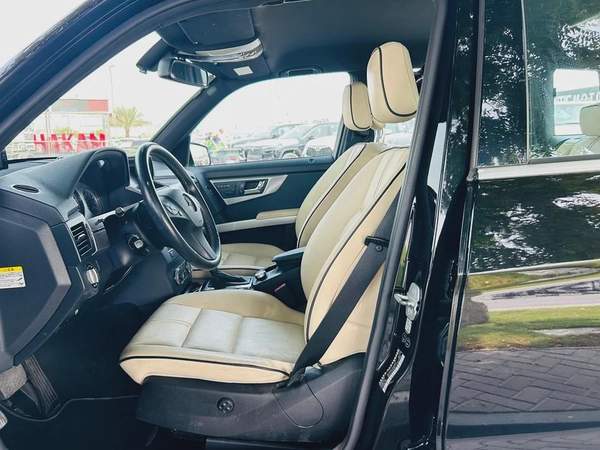 BENZ GLK300 | 4 MATIC | 2010 | ONLY | 75332 KM | JAPAN IMPORT | CLEAN TITLE