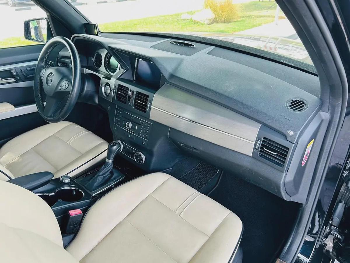 BENZ GLK300 | 4 MATIC | 2010 | ONLY | 75332 KM | JAPAN IMPORT | CLEAN TITLE-15-15