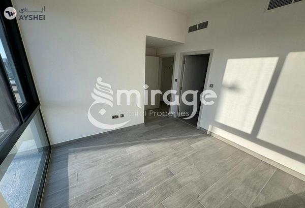 TOWNHOUSE FOR SALE IN NOYA 1, NOYA