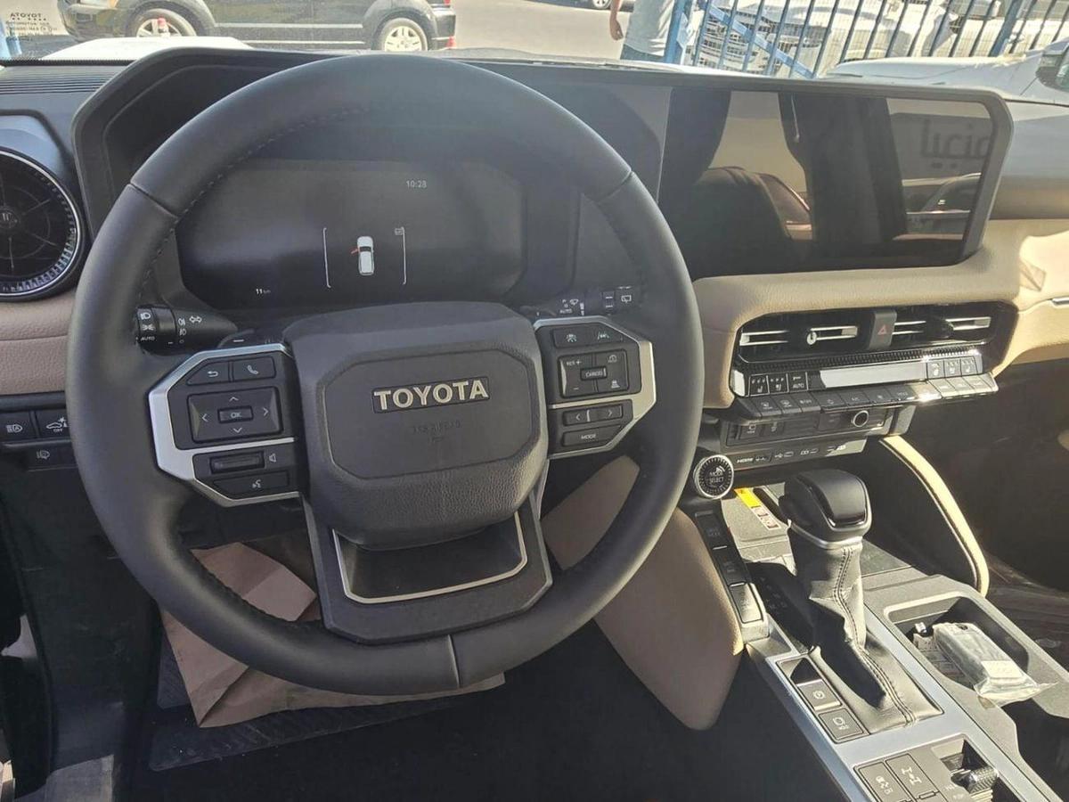 Toyota Prado Toyota Land Cruiser – 2.4L Turbo – 275 HP – 4WD – 7 Seater-7-7