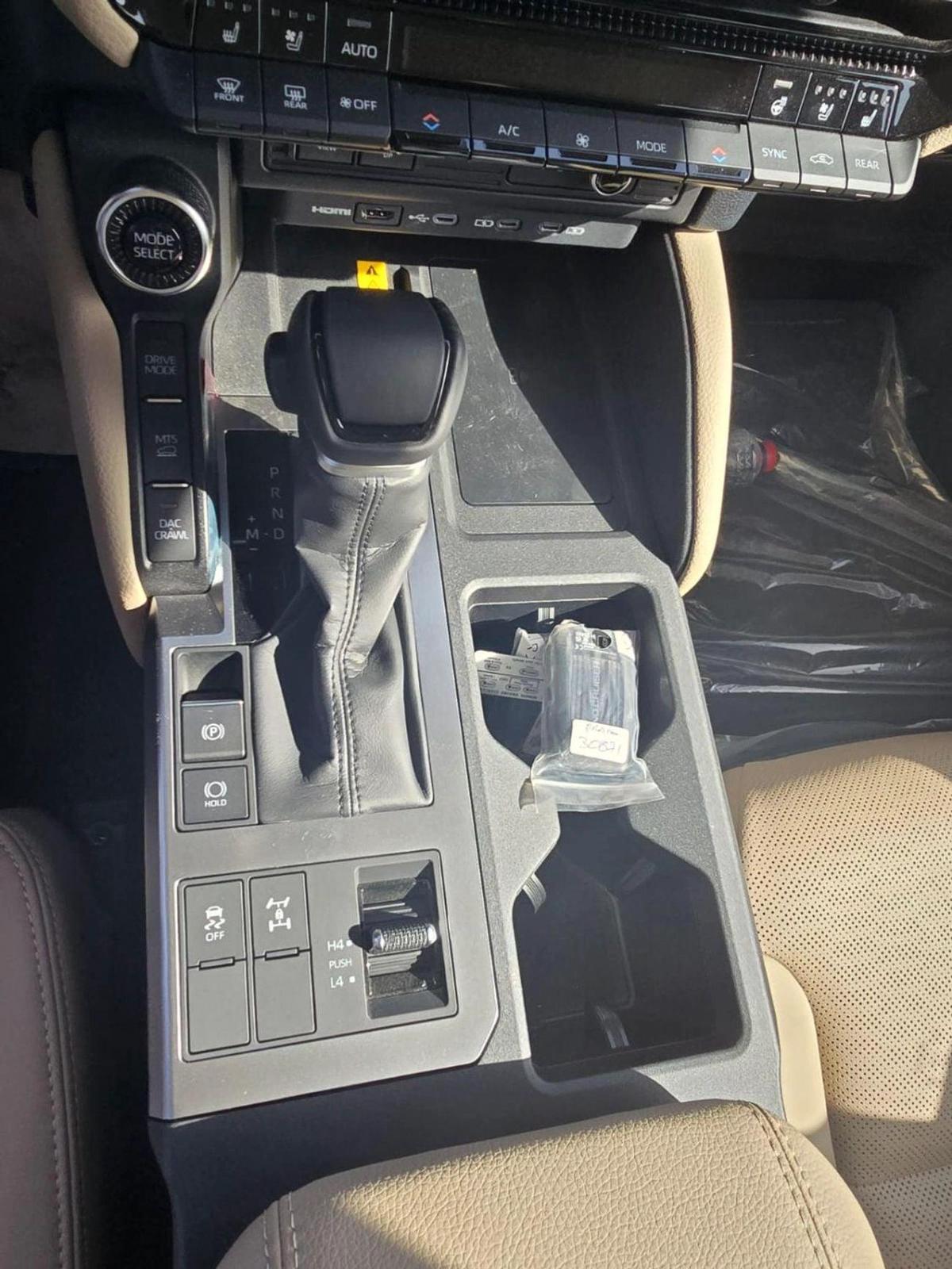 Toyota Prado Toyota Land Cruiser – 2.4L Turbo – 275 HP – 4WD – 7 Seater-9-9