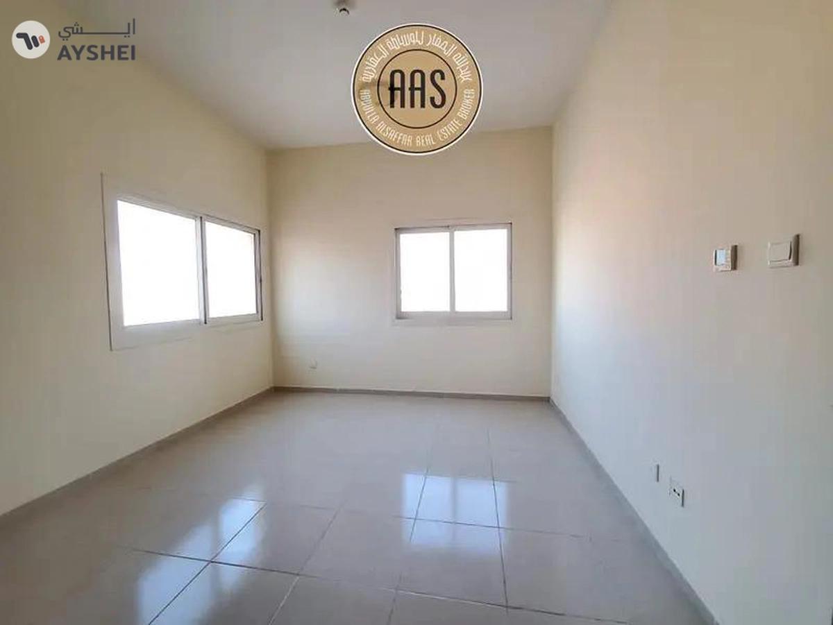 Prime Location | Near Rta Bus Stop | 1BHK Available For Rent-4-4