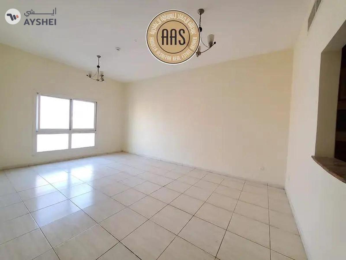Prime Location | Near Rta Bus Stop | 1BHK Available For Rent-5-5