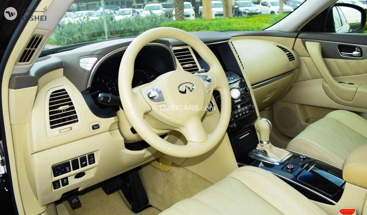 Infiniti QX70 3.7-3-3