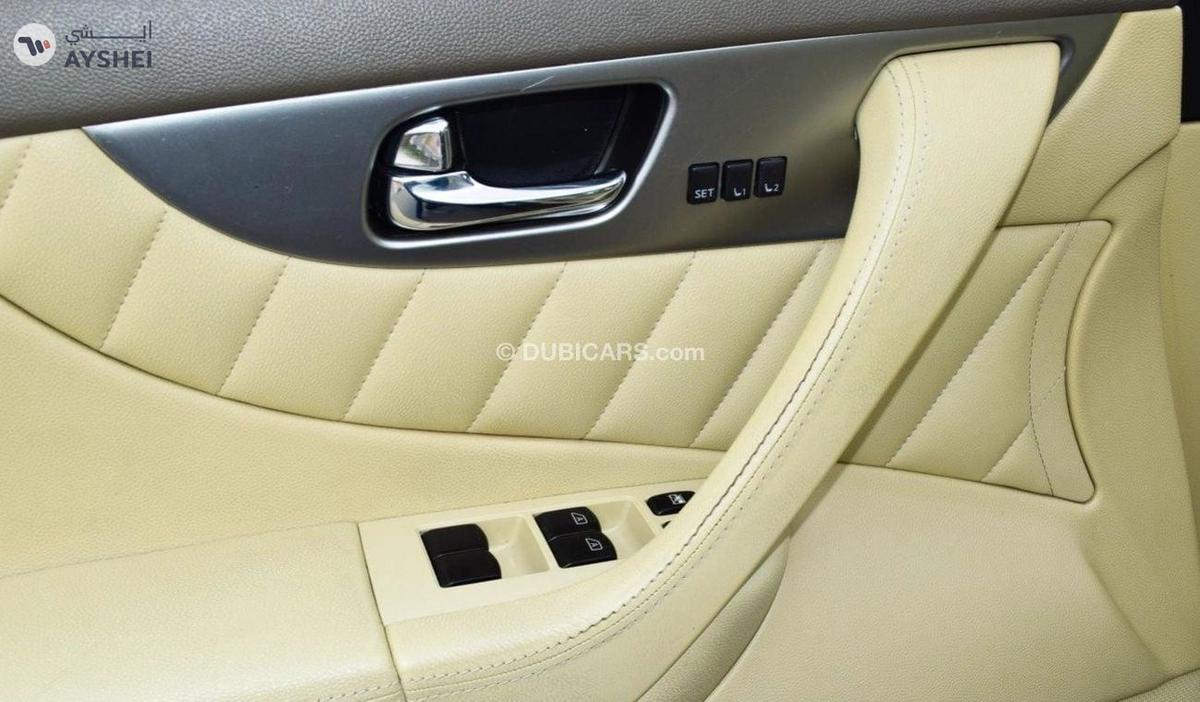 Infiniti QX70 3.7-10-10