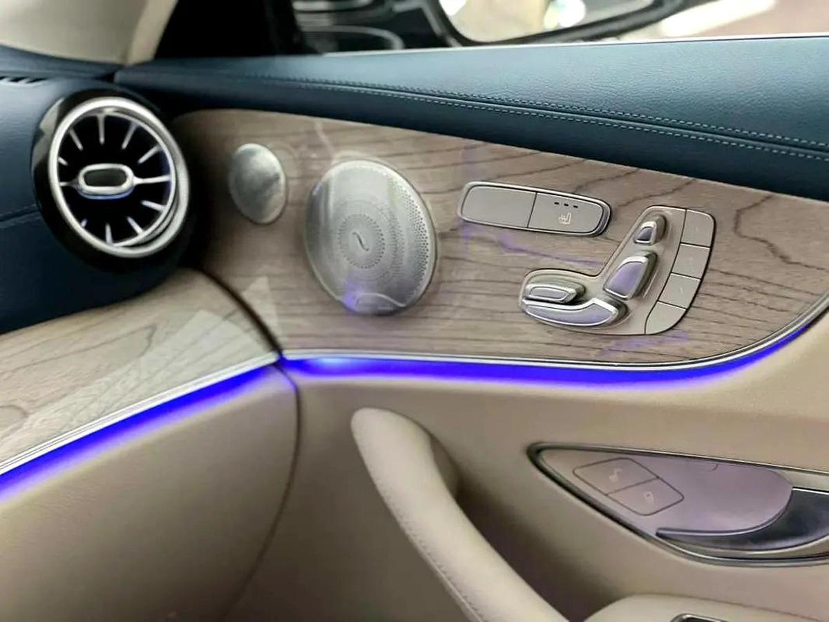 Mercedes-Benz E-Class E 450 2020 - American Specs-1-1