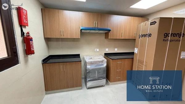 White Swan Tower, Sheikh Zayed Road, Dubai