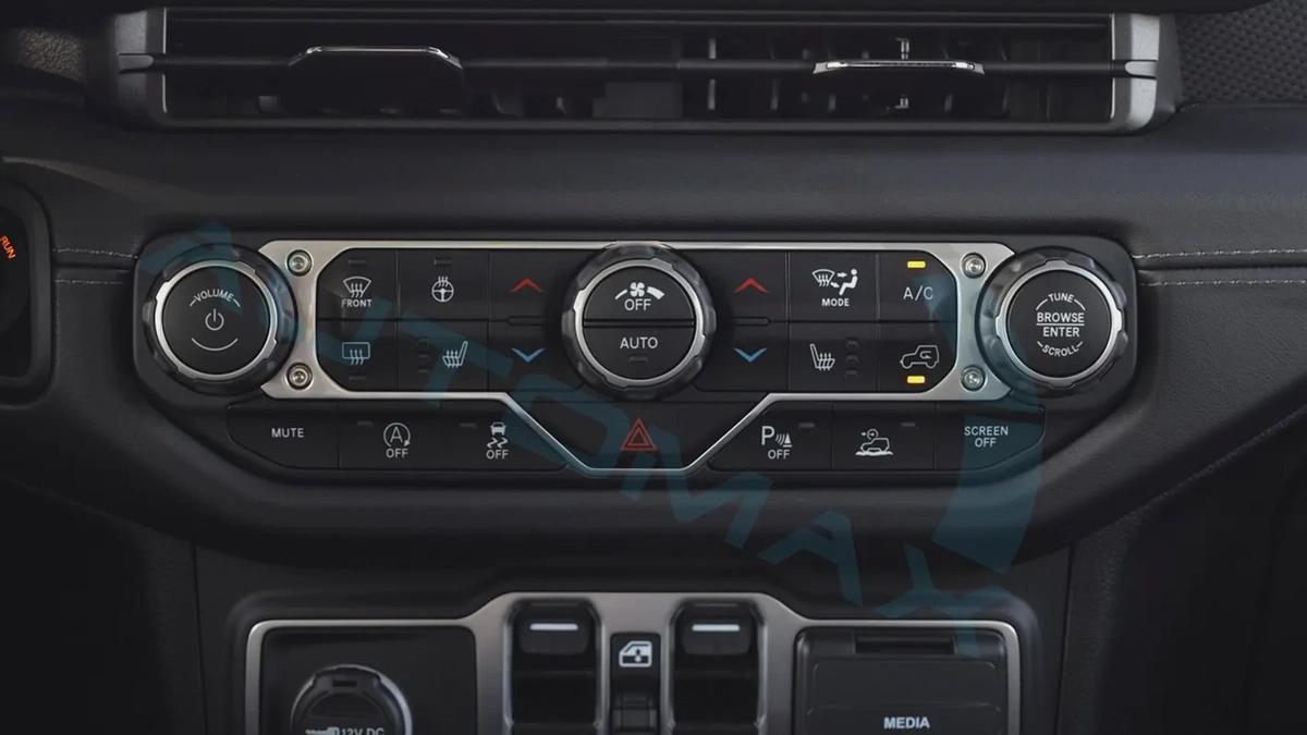 ( Only For Export ) 2025/2025 i4 2.0L TURBO JEEP WRANGLER UNLIMITED RUBICON XTREME GCC BRAND NEW-10-10