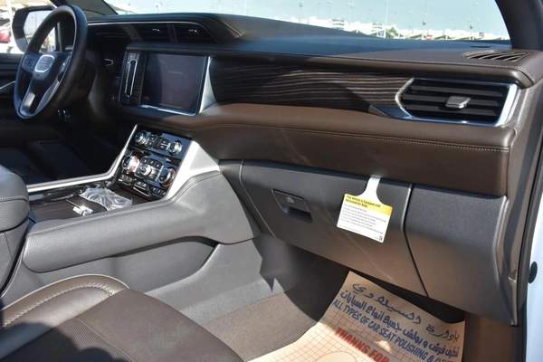 GMC YUKON DENALI 4WD 2023 | WHITE
