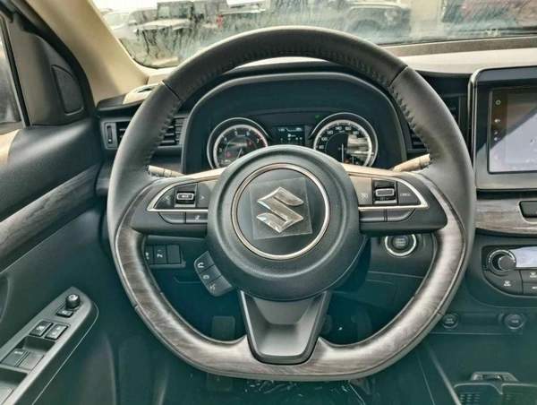 Suzuki Ertiga SUZUKI ERTIGA GLX 2024 A/T 1.5L 4CY PETROL SILVER full