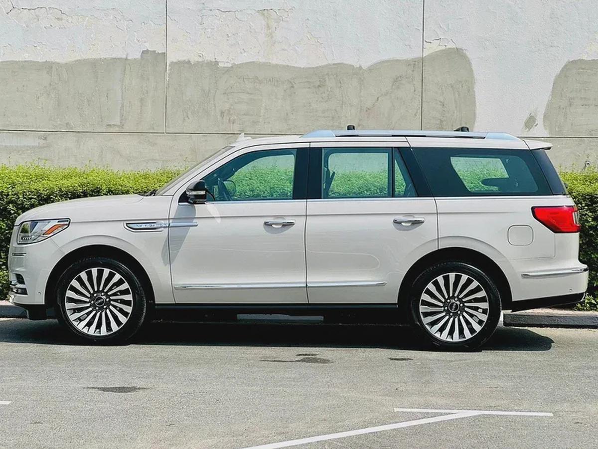 LINCOLN NAVIGATOR RESERVE | GCC SPECS | KMS: 71,000 | YEAR:2019 | FULL-SERVICE HISTORY BY AGENCY-11-11